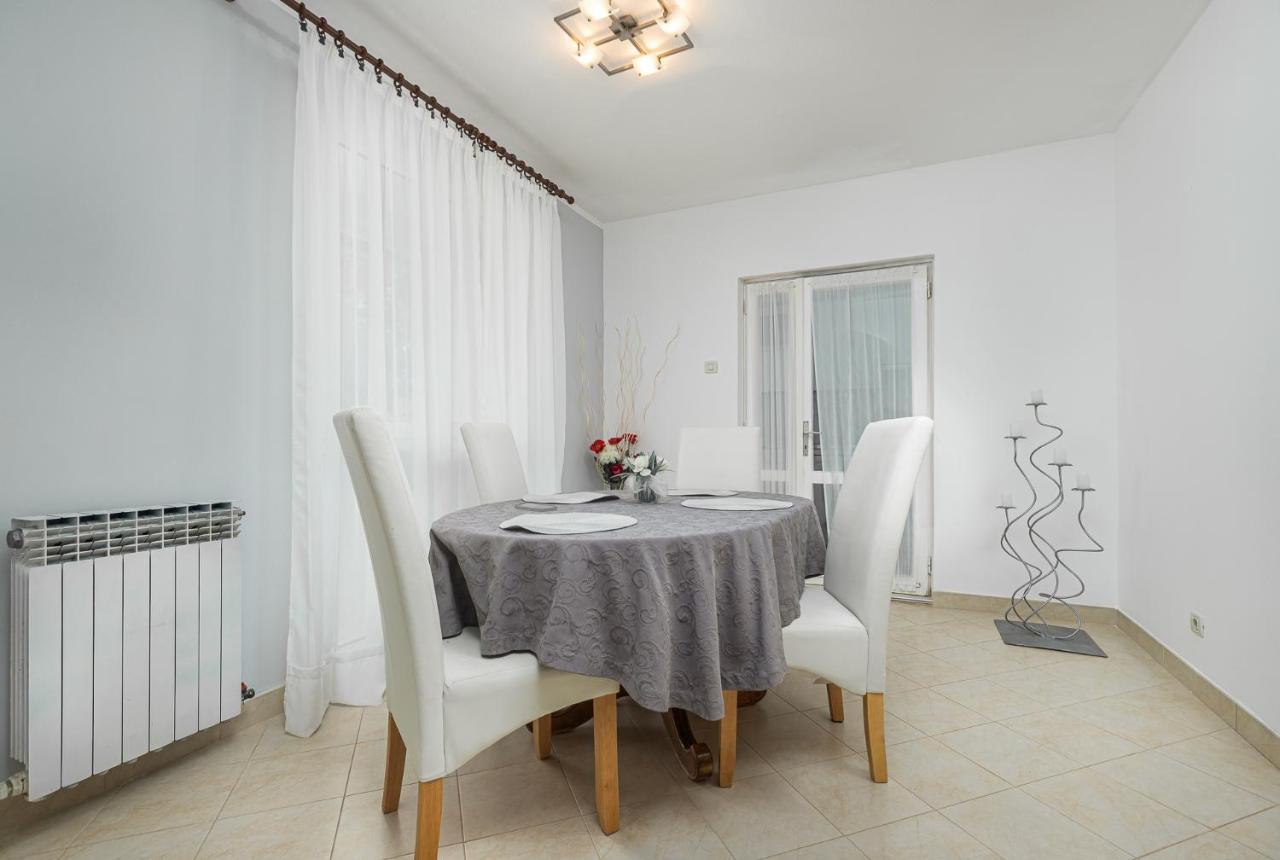 Dea B4+1 Appartement Poreč Buitenkant foto
