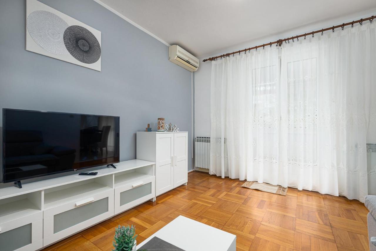 Dea B4+1 Appartement Poreč Buitenkant foto