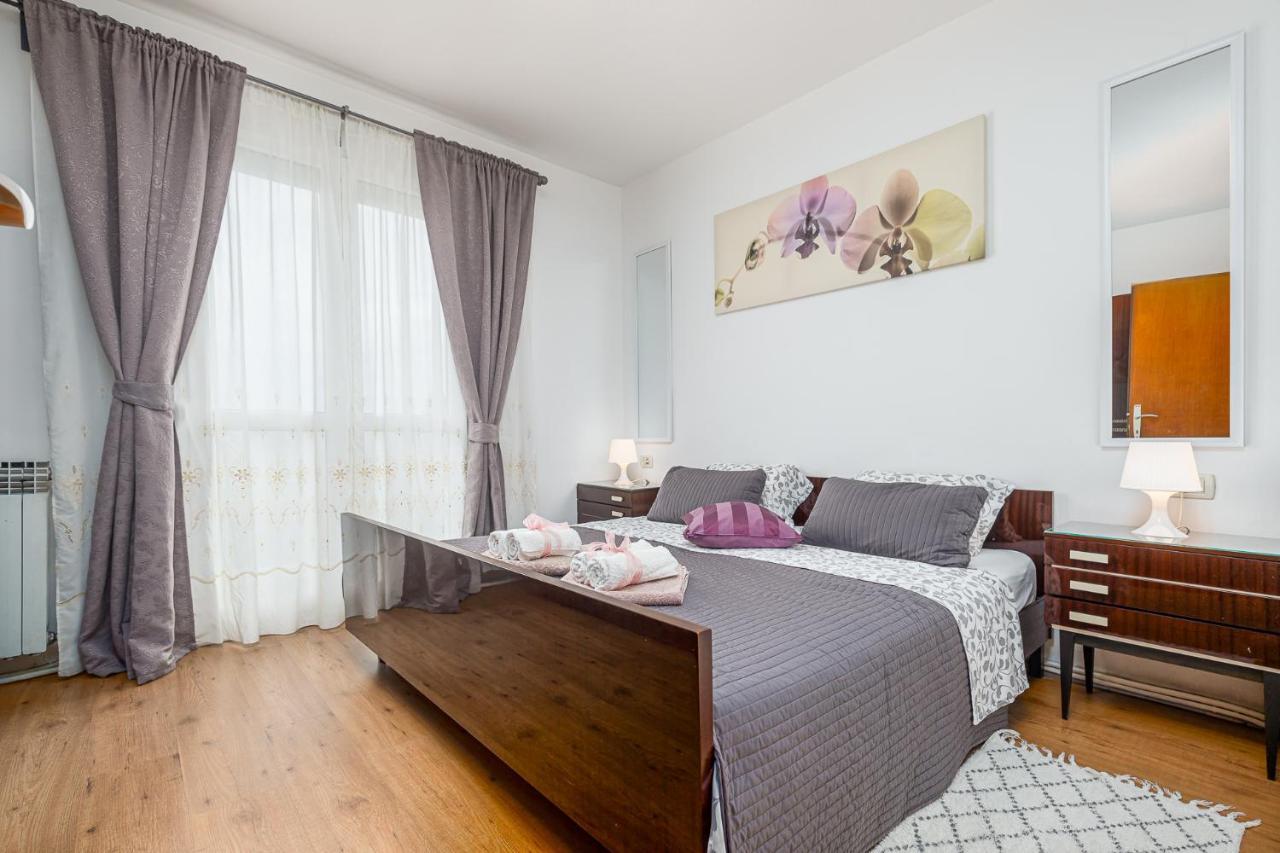 Dea B4+1 Appartement Poreč Buitenkant foto