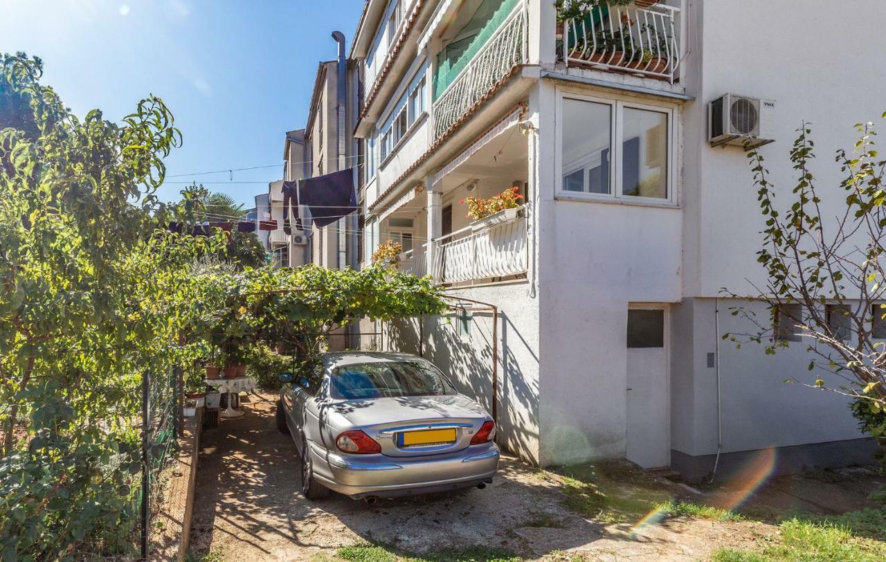 Dea B4+1 Appartement Poreč Buitenkant foto